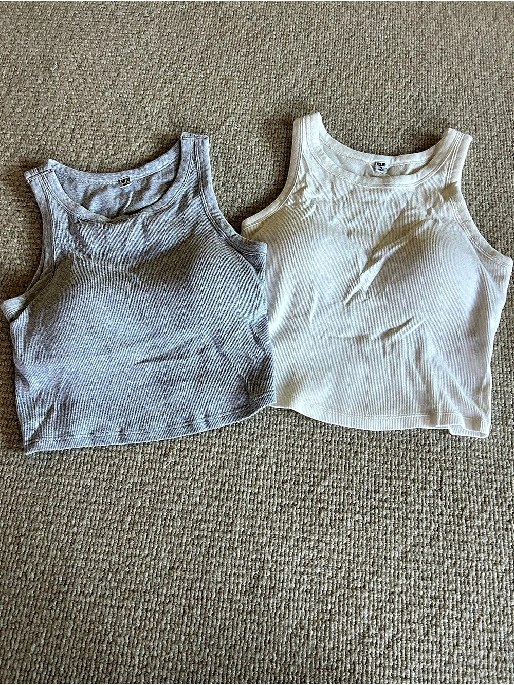 UNIQLO Ribbed Cropped Bra Top Set in White & Gray XS